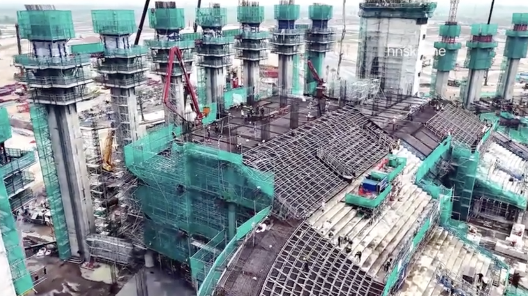 Tiến độ khán đài D sân vận động trống đồng Vinfast Tiến độ khán đài D sân vận động trống đồng Vinfast